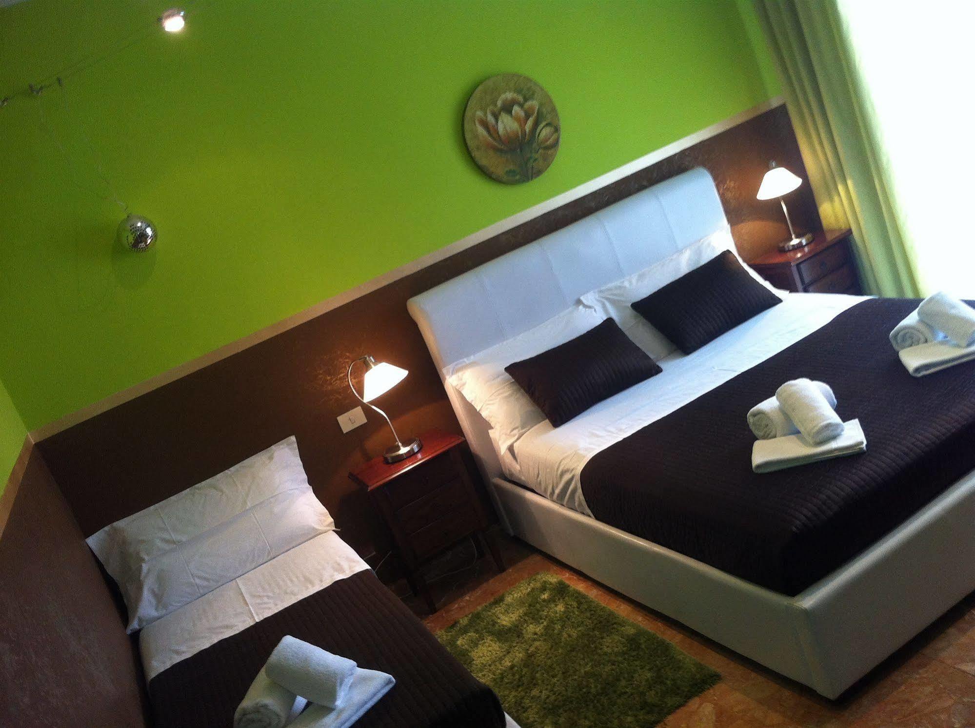 B&B Carmen Verona Bagian luar foto